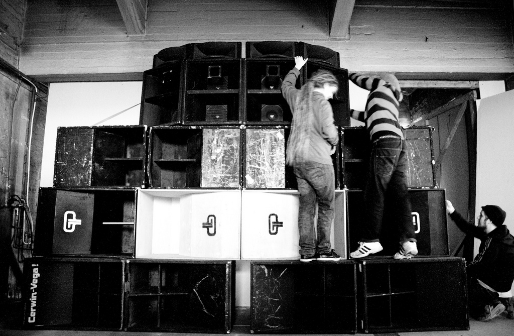 サウンドシステムを用いたサウンドクラッシュ